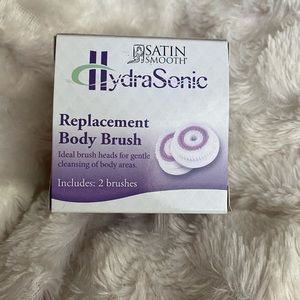 NIB Satin Smooth HydraSonic Replacement Body Brush